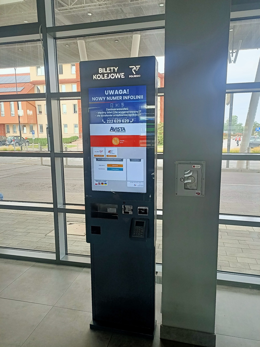 Nowy automat biletowy na dworcu  w Kolbuszowej