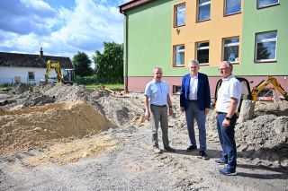 Trwa budowa parkingu przy Szkole Podstawowej w Kolbuszowej Górnej