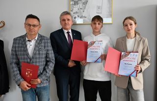 Sportowcy nagrodzeni przez Burmistrza Kolbuszowej